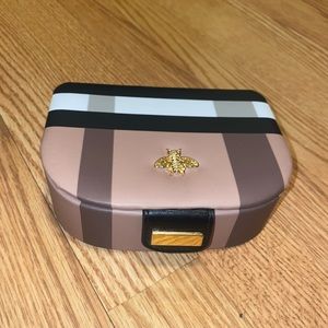 Travel jewelry organizer